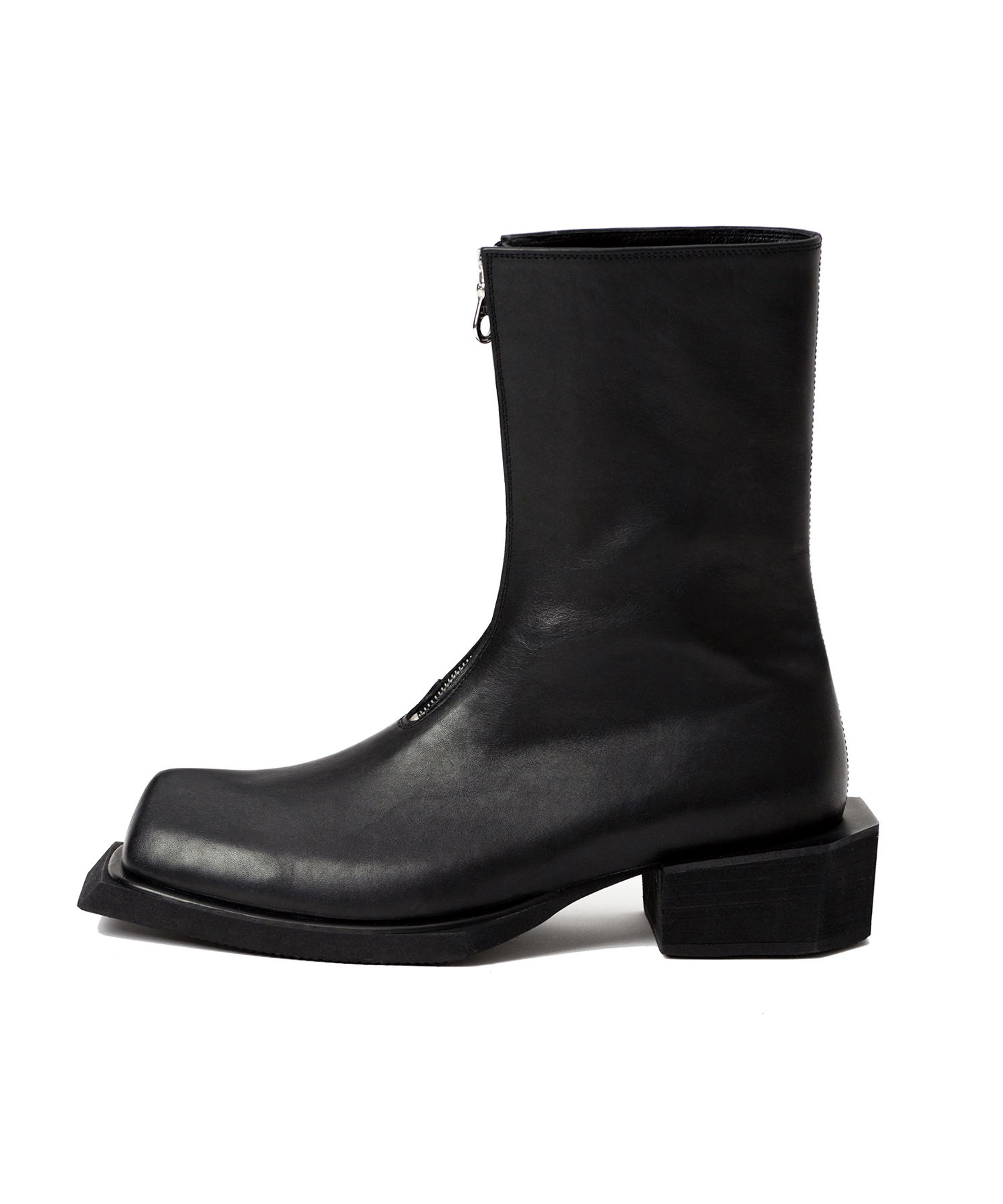 LMMM TRIANGLE FRONT ZIP BOOTS BLACK